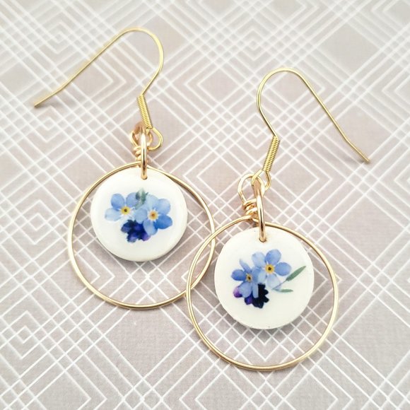 Pressed Flower Forget-Me-Not Gold Loop Dangle Earrings | Double-Sided - Picture 1 of 1